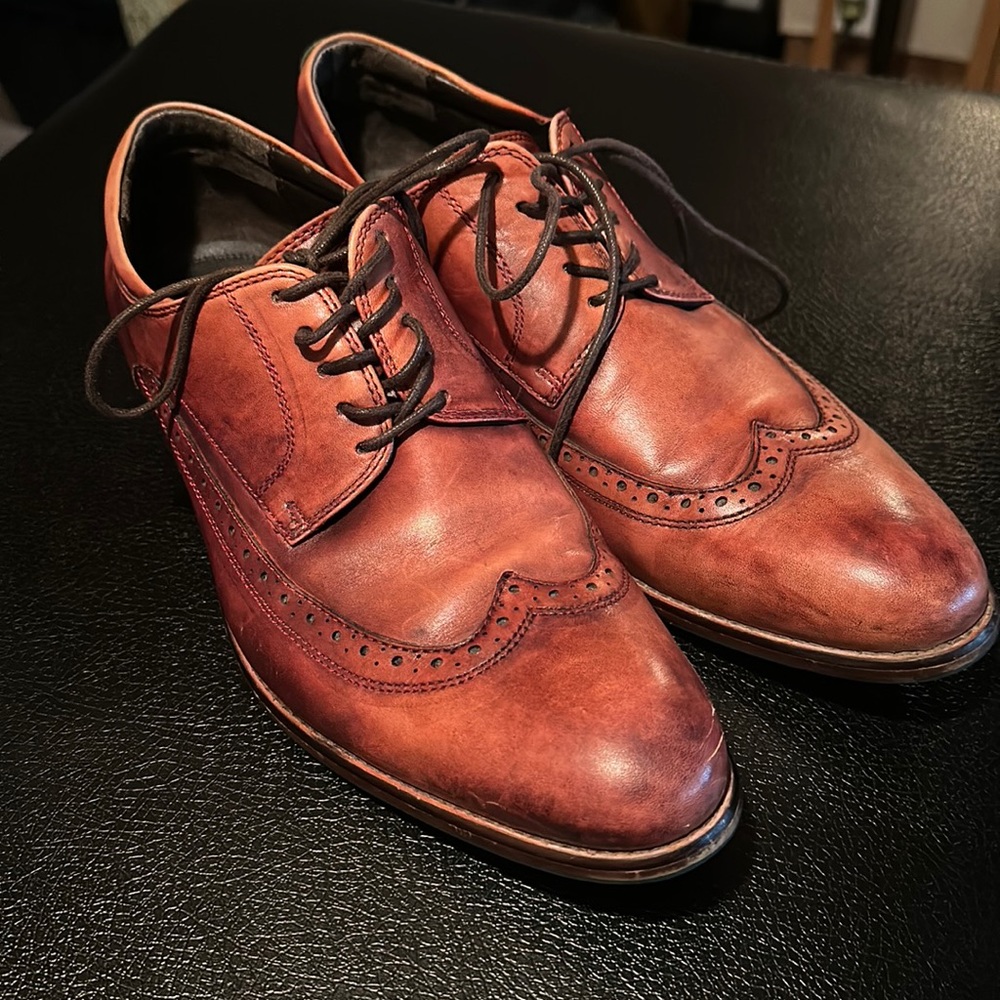 Aldo wingtip dressy shoes